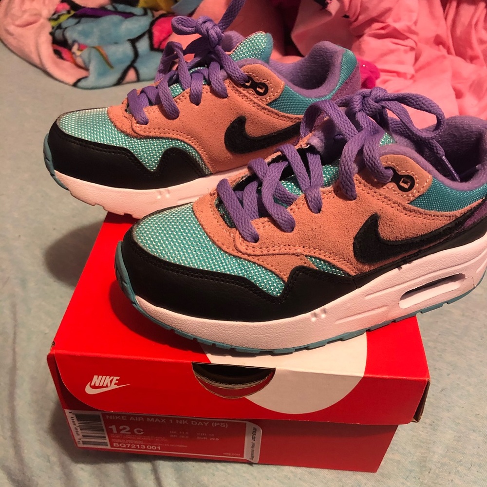 Kids Nike Air Max 1 shoes